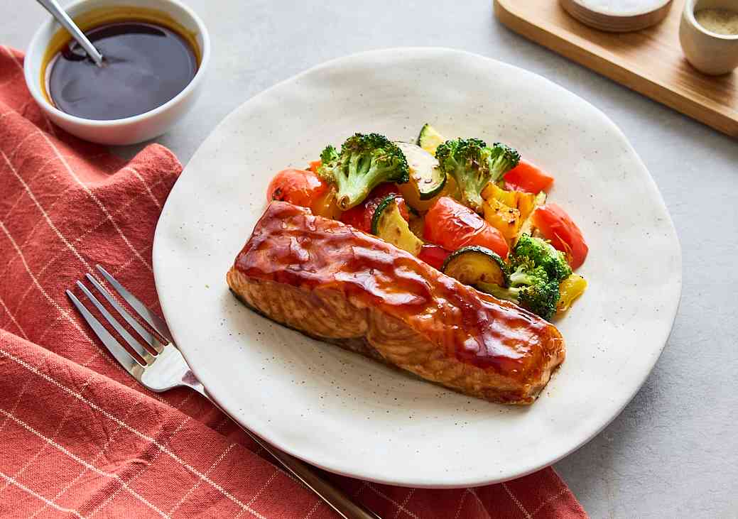 Salmón en airfrayer con salsa teriyaki y verduras