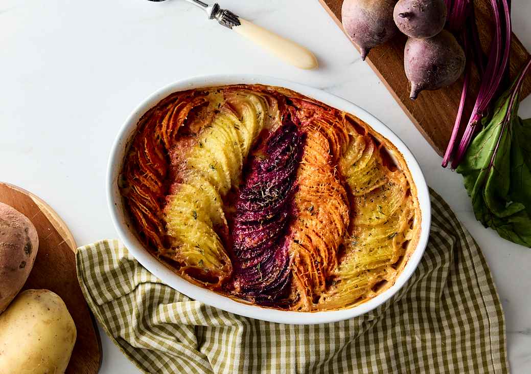 Carrilleras de ternera con manzana asada y parmentier de pistachos